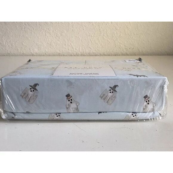4 Pc Rae Dunn Halloween QUEEN Sheet Set Halloween Ghosts With Hats Boo Bats Blue - Picture 12 of 12